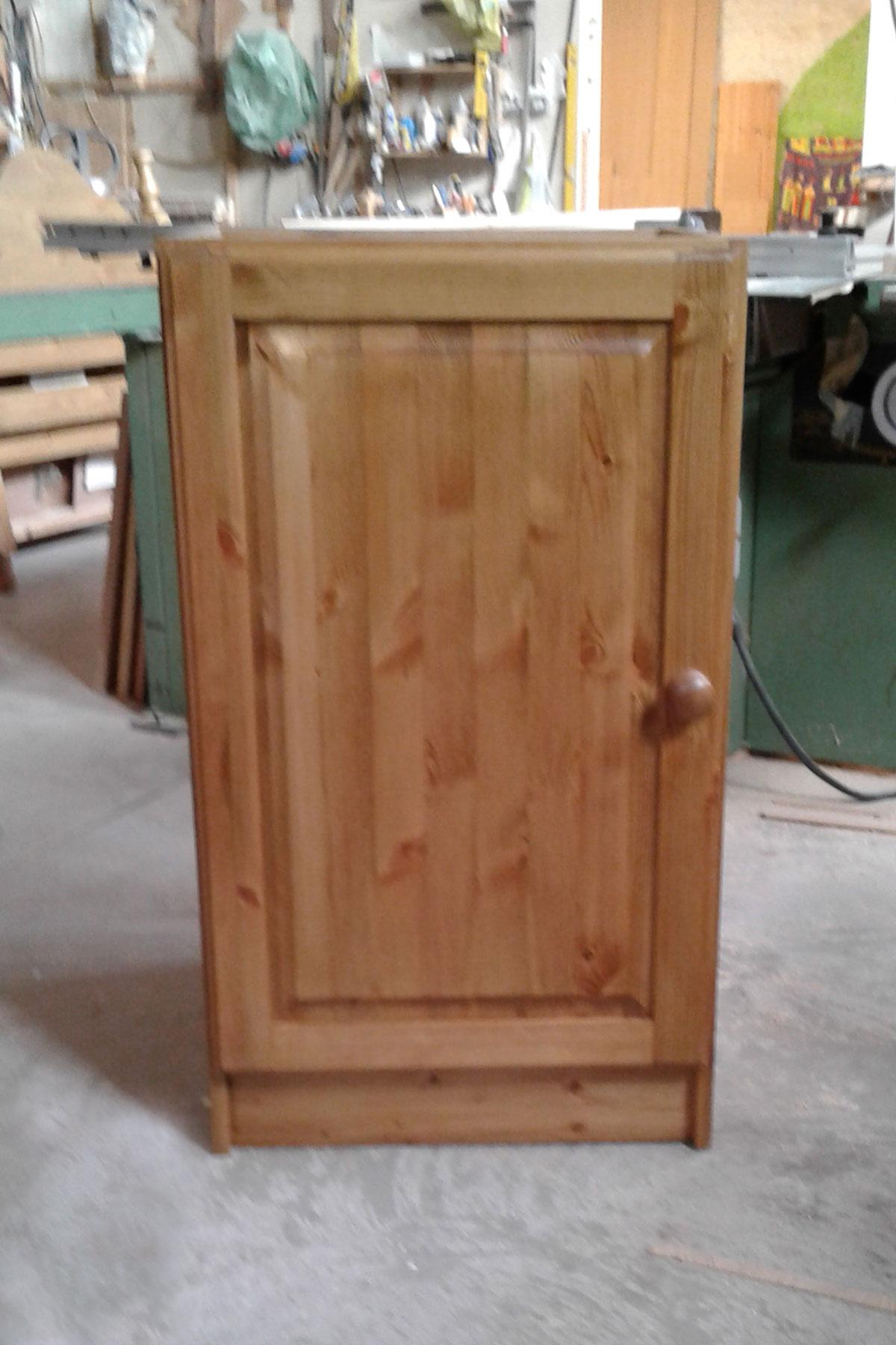 Free standing Kitchen Cupboard