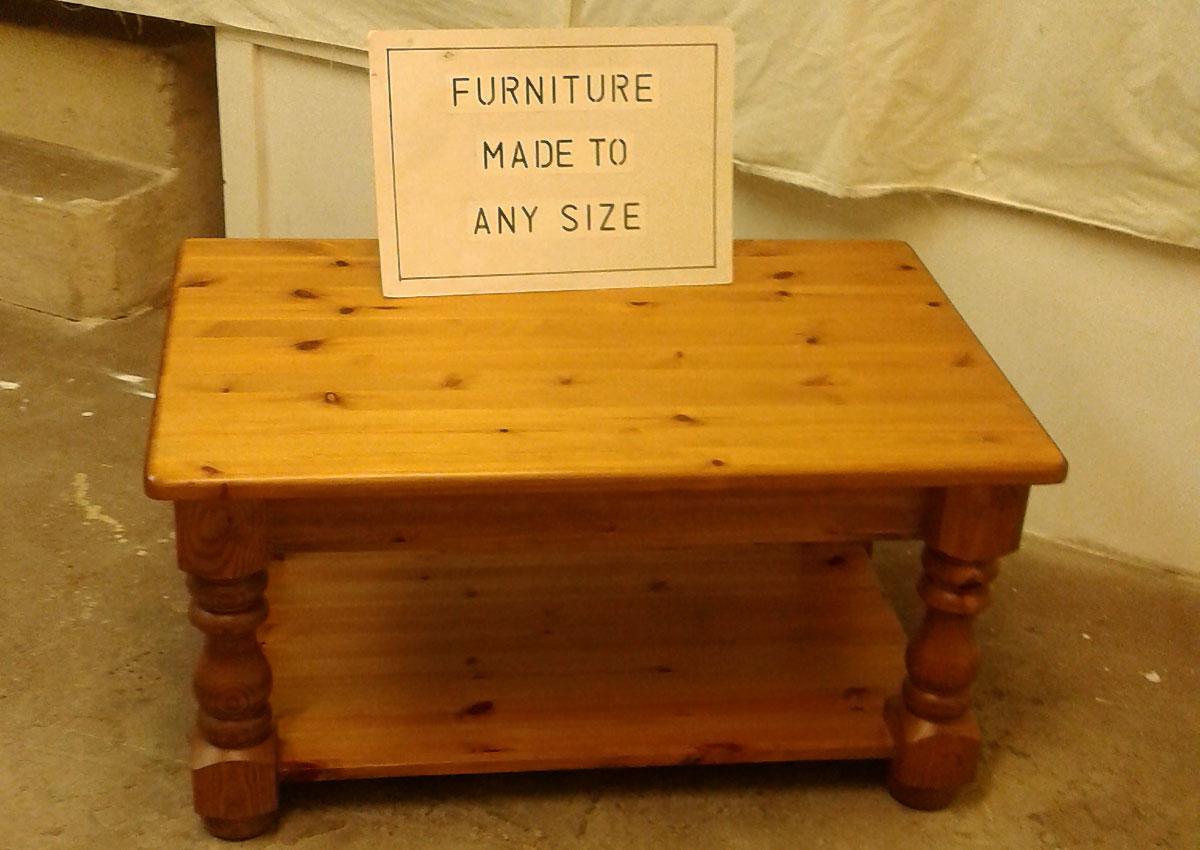 Coffee Table in Solid Pine