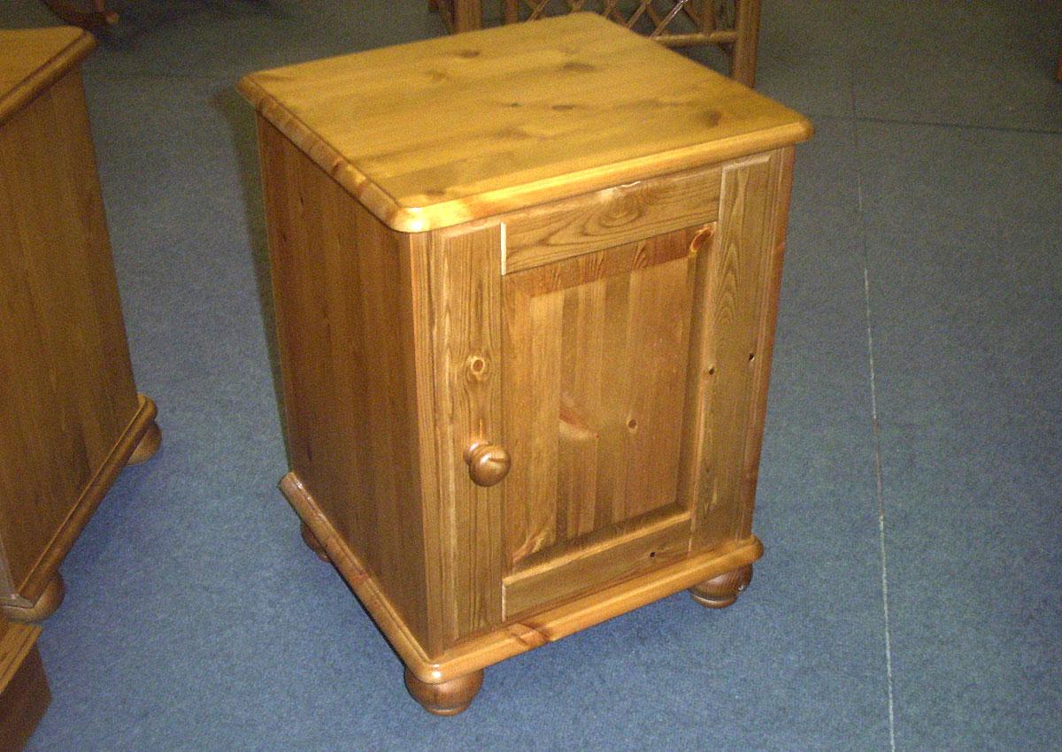 We hand build and hand finish all of our furniture using the highest standards